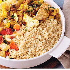 Couscous en perles Ebly® au poulet, oignons et raisins secs